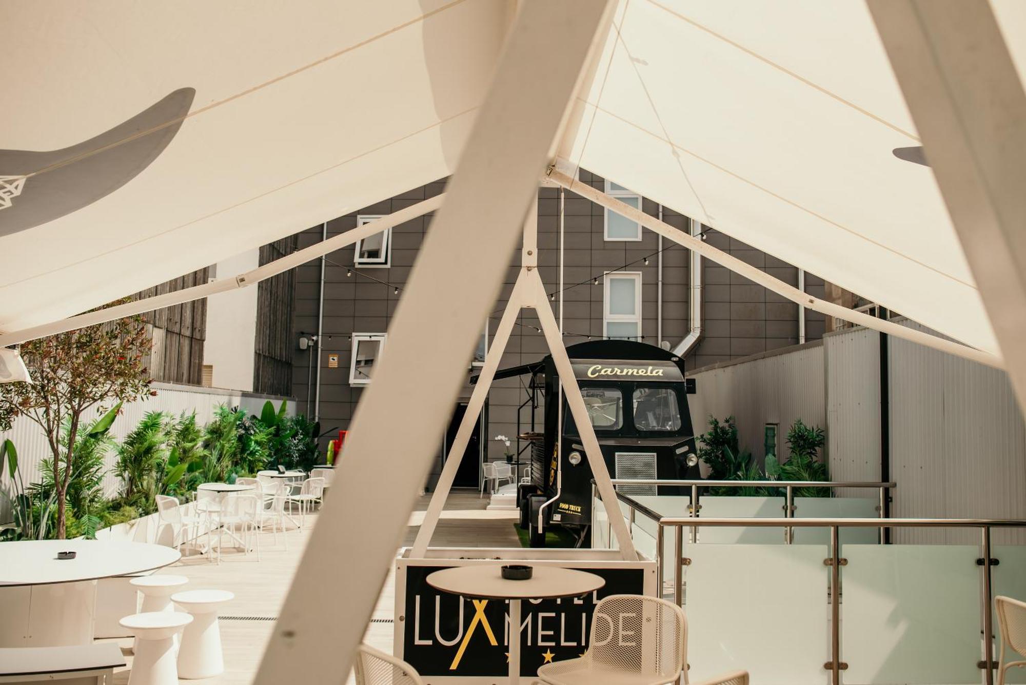 Hotel Lux Melide Exterior photo