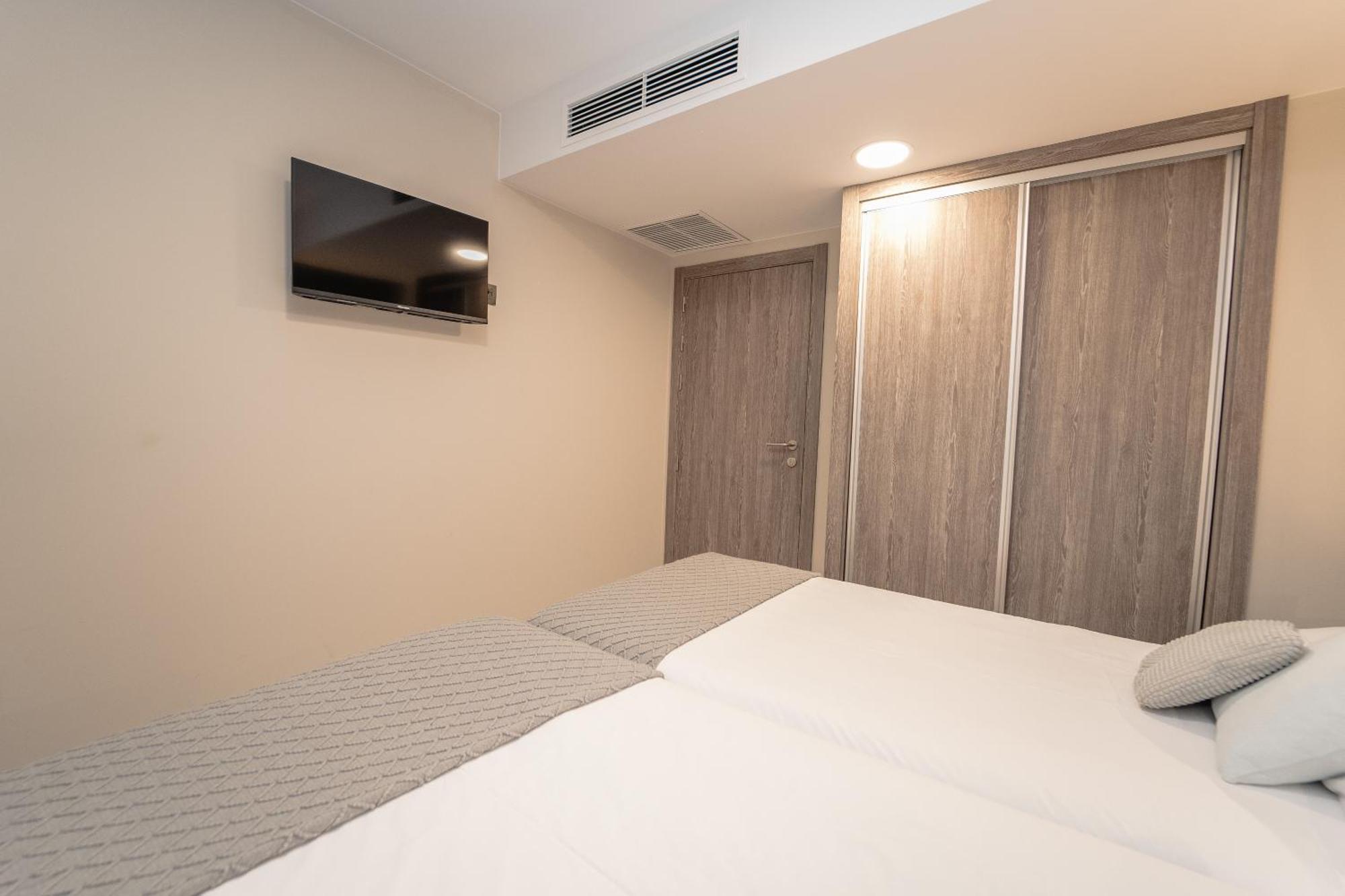 Hotel Lux Melide Room photo